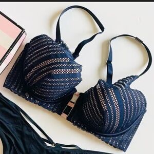Victoria's Secret Navy Lace Bra